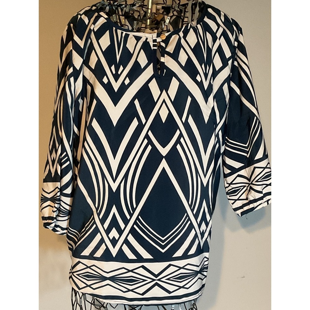 Peach Love California Navy White Geometric Tunic Top T2327-01 Small‎ NWT USA